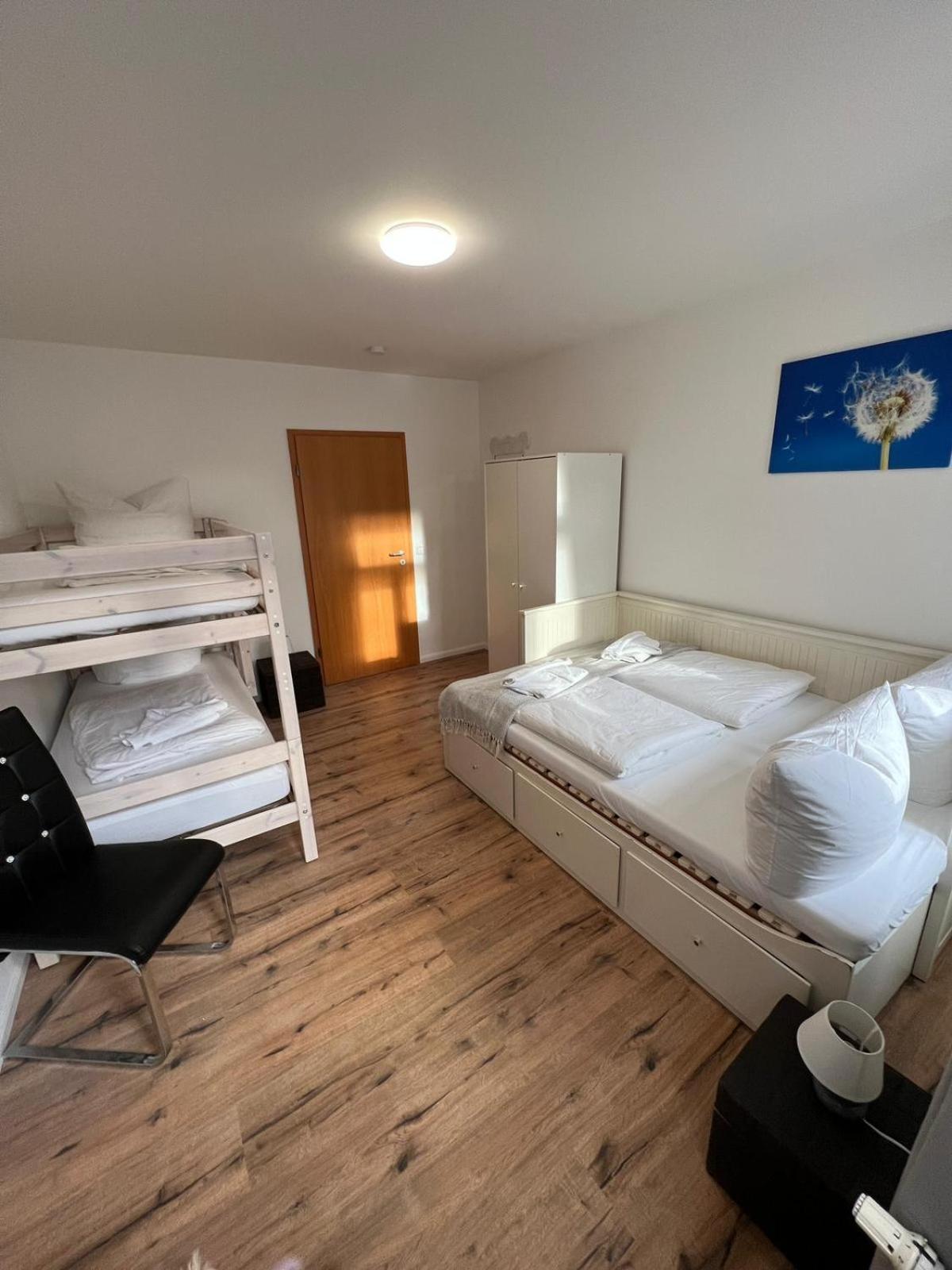 Apartment Bernstein Ruhig, Familienfreundlich Mit Garten Rostock Exterior foto