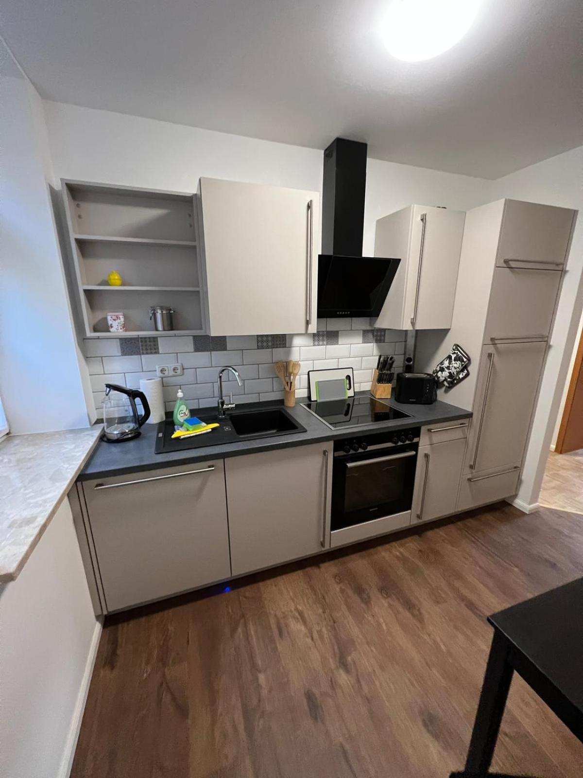 Apartment Bernstein Ruhig, Familienfreundlich Mit Garten Rostock Exterior foto